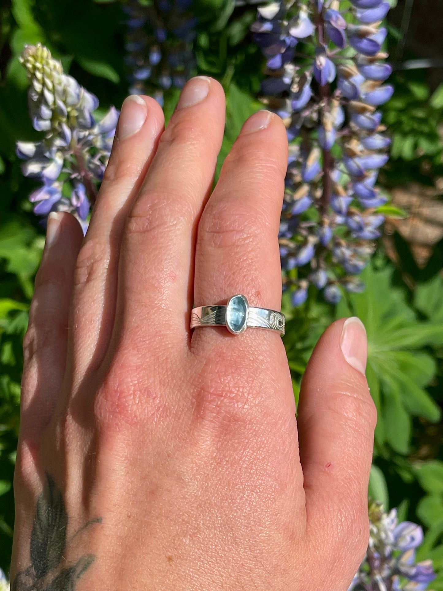 Caught in the Waves {size 10}
